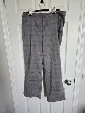 Maggie Lane Plaid Golf/Sport Pant